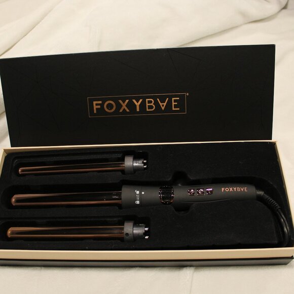 Foxybae The Trinity Rose Gold Titanium Interchangeable 3 in 1 Curling Wand Set